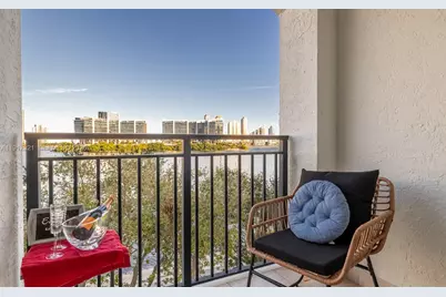 3255 NE 184th St #12406, Aventura, FL 33160 - Photo 8