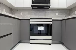 210 174th St, Sunny Isles Beach, FL 33160 - Photo 30