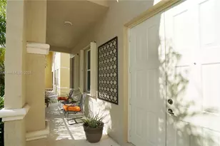1546 Sandpiper Cir, Weston, FL 33327 - Photo 2