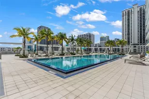 79 SW 12th St, Miami, FL 33130 - Photo 24