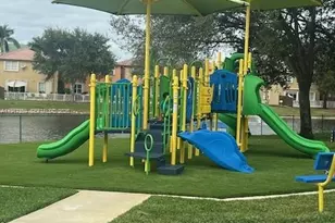 8305 NW 108th Ave, Doral, FL 33178 - Photo 36