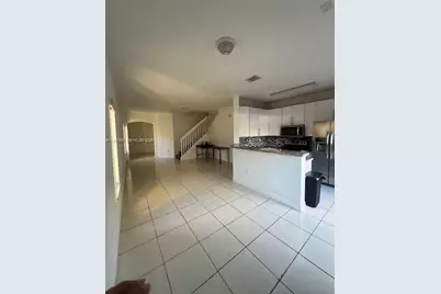 8305 NW 108th Ave #7-18, Doral, FL 33178 - Photo 6