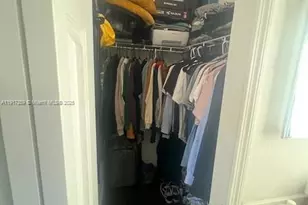 8305 NW 108th Ave, Doral, FL 33178 - Photo 26