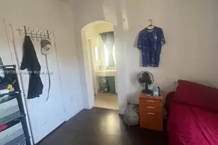 8305 NW 108th Ave, Doral, FL 33178 - Photo 24