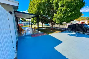 830 SE 7th Pl, Hialeah, FL 33010 - Photo 16