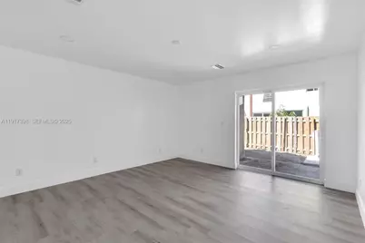 6211 NW 26th Ct, Sunrise, FL 33313 - Photo 18