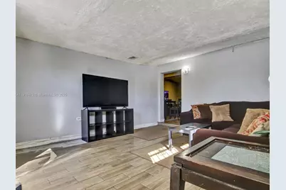 18701 NW 39th Ct, Miami Gardens, FL 33055 - Photo 6