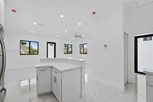 2250 NW 7th Ct, Fort Lauderdale, FL 33311 - Photo 10