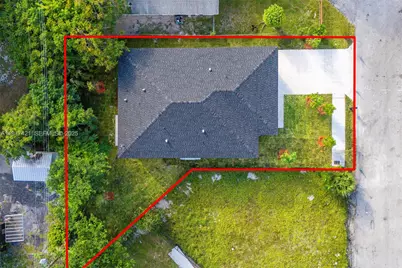 2250 NW 7th Ct, Fort Lauderdale, FL 33311 - Photo 26