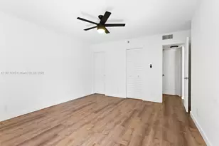 2202 S Cypress Bend Dr, Pompano Beach, FL 33069 - Photo 24