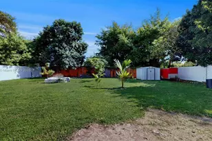743 NW 7th Ave, Florida City, FL 33034 - Photo 30