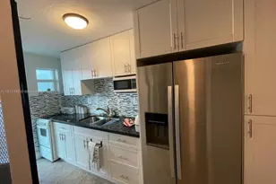 6490 Collins Ave, Miami Beach, FL 33141 - Photo 10