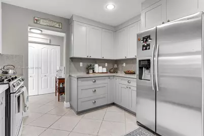 1114 SW 102nd Pl, Miami, FL 33174 - Photo 12