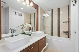 601 NE 27th St, Miami, FL 33137 - Photo 10