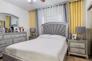 8390 NW 103rd St, Hialeah Gardens, FL 33016 - Photo 14