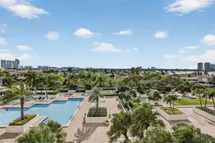 1000 W Island Blvd, Aventura, FL 33160 - Photo 46