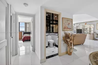 1000 W Island Blvd #602, Aventura, FL 33160 - Photo 34