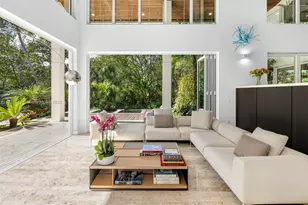 7150 W Lago Dr, Coral Gables, FL 33143 - Photo 6