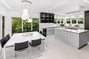 7150 W Lago Dr, Coral Gables, FL 33143 - Photo 10