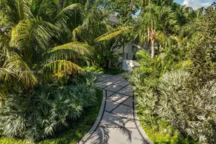 7150 W Lago Dr, Coral Gables, FL 33143 - Photo 60