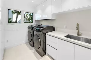 7150 W Lago Dr, Coral Gables, FL 33143 - Photo 38