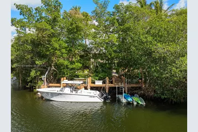 7150 W Lago Dr, Coral Gables, FL 33143 - Photo 58