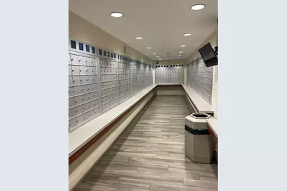 1750 N Bayshore Dr #3010, Miami, FL 33132 - Photo 10