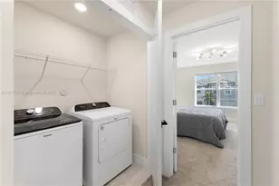 2917 Olivia Ave, Lauderdale Lakes, FL 33311 - Photo 24