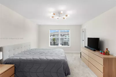 2917 Olivia Ave #2917, Lauderdale Lakes, FL 33311 - Photo 12