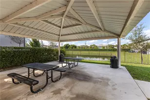 2917 Olivia Ave, Lauderdale Lakes, FL 33311 - Photo 36