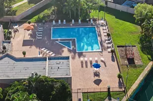 1017 NW 124th Ave, Pembroke Pines, FL 33026 - Photo 34