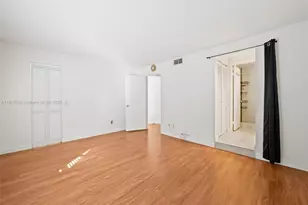 1017 NW 124th Ave, Pembroke Pines, FL 33026 - Photo 20