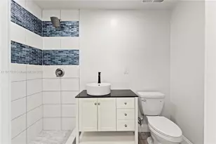 305 NW 58th St, Miami, FL 33127 - Photo 18