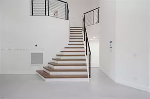 15658 SW 16th St, Pembroke Pines, FL 33027 - Photo 4