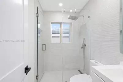 15658 SW 16th St, Pembroke Pines, FL 33027 - Photo 34