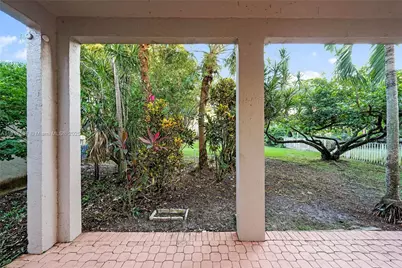 15658 SW 16th St, Pembroke Pines, FL 33027 - Photo 38