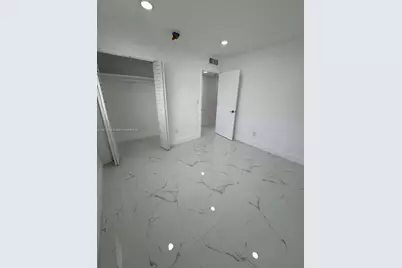 15201 NE 6th Ave #C312, Miami, FL 33162 - Photo 10