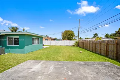 1831 SW 97th Ter, Miramar, FL 33025 - Photo 52