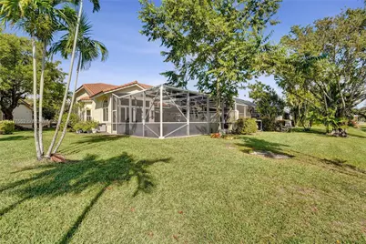 648 W Palm Aire Dr, Pompano Beach, FL 33069 - Photo 60