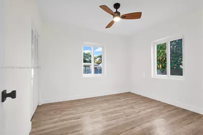 88 SW 29th Ave, Miami, FL 33135 - Photo 18