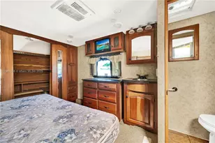 10100 Nicaragua Dr, Cutler Bay, FL 33189 - Photo 32