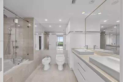 2127 Brickell Ave #1606, Miami, FL 33129 - Photo 14