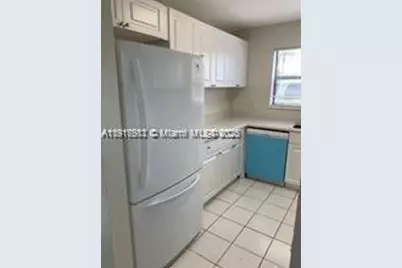 1316 White Pine Dr, Wellington, FL 33414 - Photo 2