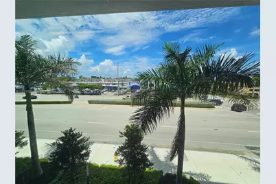 1006 E Hallandale Beach Blvd #4-205, Hallandale Beach, FL 33009 - Photo 10