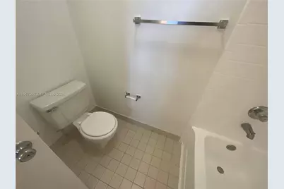 9846 Nob Hill Ln #9846, Sunrise, FL 33351 - Photo 12