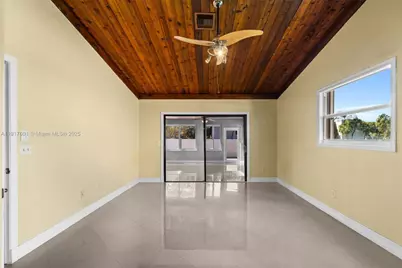 8920 NW 15th St, Pembroke Pines, FL 33024 - Photo 20