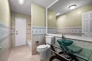 8920 NW 15th St, Pembroke Pines, FL 33024 - Photo 28