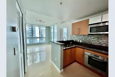 300 S Biscayne Blvd #T-3411, Miami, FL 33131 - Photo 1