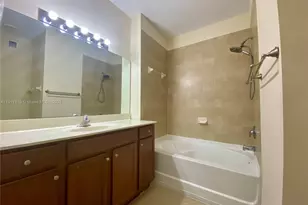 8740 NW 97th Ave, Doral, FL 33178 - Photo 16