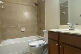 8740 NW 97th Ave, Doral, FL 33178 - Photo 10